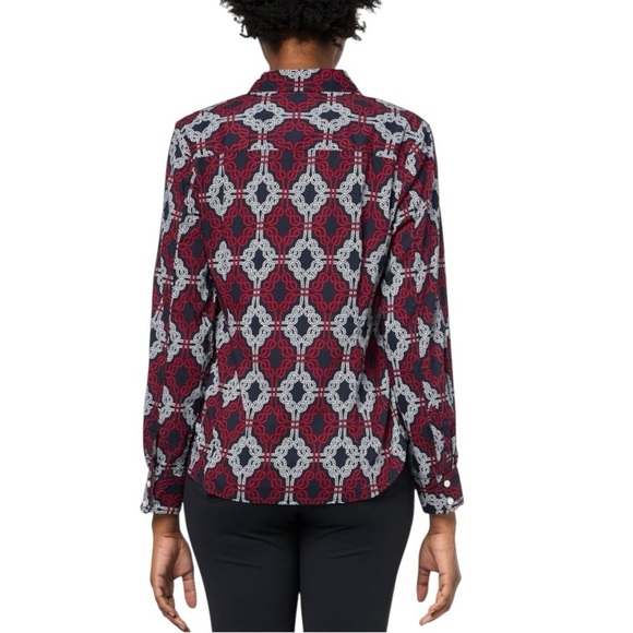 🌹TOMMY HILFIGER FLORAL PIN TUCK BUTTON DOWN SHIRT - Picture 2 of 11